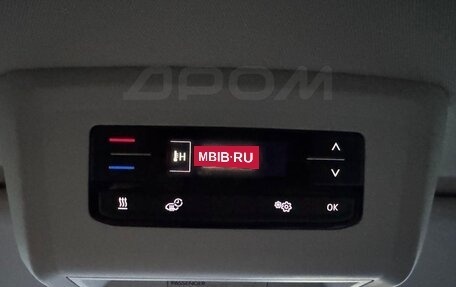 Volkswagen Multivan T6 рестайлинг, 2023 год, 6 100 000 рублей, 20 фотография