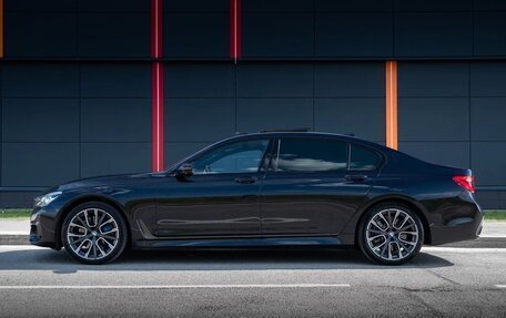BMW 7 серия, 2017 год, 3 000 000 рублей, 4 фотография