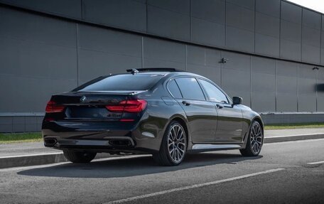 BMW 7 серия, 2017 год, 3 000 000 рублей, 3 фотография