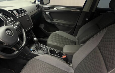 Volkswagen Tiguan II, 2018 год, 2 550 000 рублей, 16 фотография
