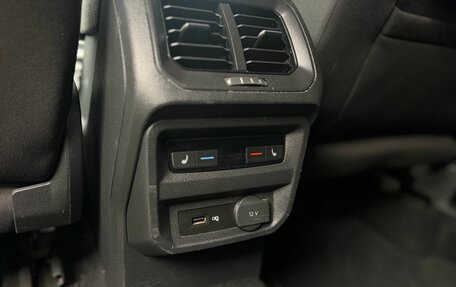 Volkswagen Tiguan II, 2018 год, 2 550 000 рублей, 19 фотография