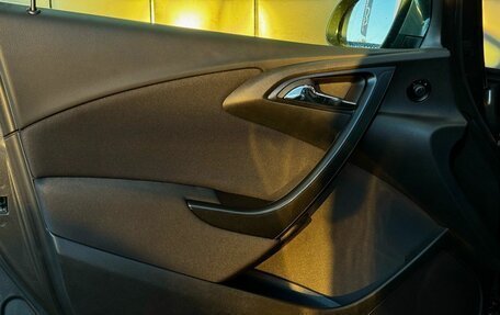 Opel Astra J, 2011 год, 699 000 рублей, 9 фотография