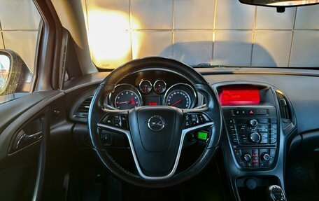 Opel Astra J, 2011 год, 699 000 рублей, 16 фотография