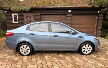 KIA Rio III рестайлинг, 2011 год, 1 100 000 рублей, 4 фотография