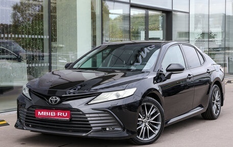Toyota Camry, 2021 год, 3 298 000 рублей, 1 фотография