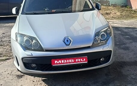 Renault Laguna III рестайлинг, 2010 год, 750 000 рублей, 1 фотография