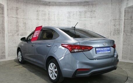 Hyundai Solaris II рестайлинг, 2017 год, 1 058 000 рублей, 8 фотография
