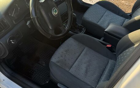 Skoda Octavia IV, 2008 год, 250 000 рублей, 12 фотография