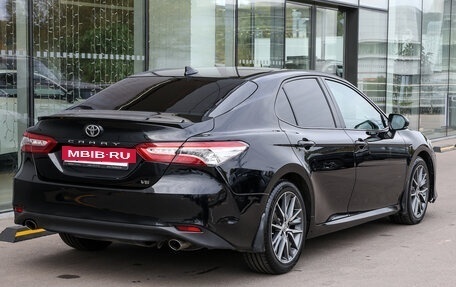 Toyota Camry, 2021 год, 3 298 000 рублей, 5 фотография