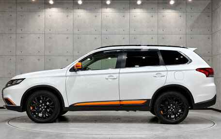 Mitsubishi Outlander III рестайлинг 3, 2019 год, 2 270 000 рублей, 8 фотография