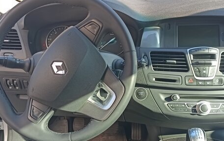 Renault Laguna III рестайлинг, 2010 год, 750 000 рублей, 6 фотография