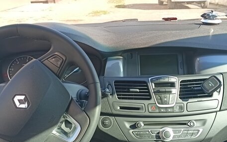 Renault Laguna III рестайлинг, 2010 год, 750 000 рублей, 9 фотография