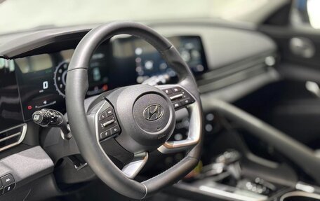 Hyundai Elantra, 2023 год, 1 250 000 рублей, 10 фотография