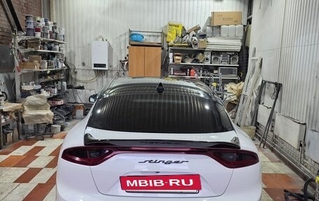KIA Stinger I, 2018 год, 2 000 000 рублей, 3 фотография