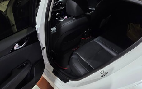 KIA Stinger I, 2018 год, 2 000 000 рублей, 15 фотография