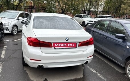 BMW 5 серия, 2017 год, 3 050 000 рублей, 3 фотография