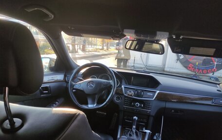 Mercedes-Benz E-Класс, 2011 год, 1 400 000 рублей, 5 фотография