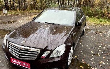 Mercedes-Benz E-Класс, 2010 год, 1 350 000 рублей, 1 фотография