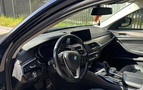 BMW 5 серия, 2017 год, 3 650 000 рублей, 9 фотография