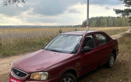 Hyundai Accent II, 2005 год, 100 000 рублей, 3 фотография