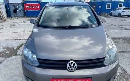 Volkswagen Golf Plus II, 2011 год, 760 000 рублей, 2 фотография