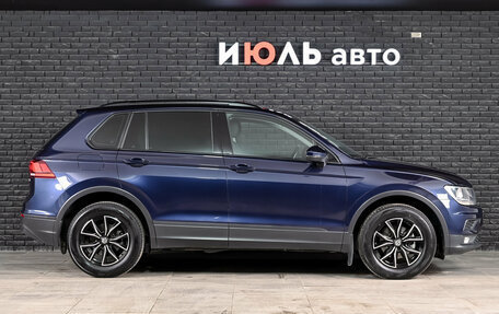 Volkswagen Tiguan II, 2018 год, 2 000 000 рублей, 10 фотография