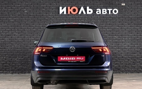 Volkswagen Tiguan II, 2018 год, 2 000 000 рублей, 6 фотография