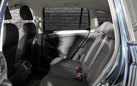 Volkswagen Tiguan II, 2018 год, 2 000 000 рублей, 20 фотография