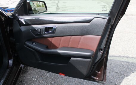 Mercedes-Benz E-Класс, 2010 год, 1 350 000 рублей, 13 фотография