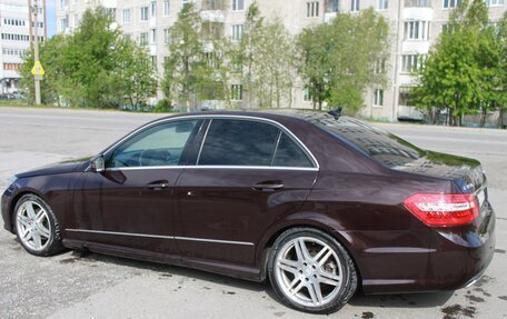 Mercedes-Benz E-Класс, 2010 год, 1 350 000 рублей, 11 фотография