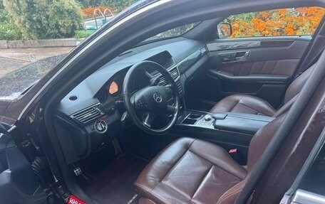 Mercedes-Benz E-Класс, 2010 год, 1 350 000 рублей, 16 фотография
