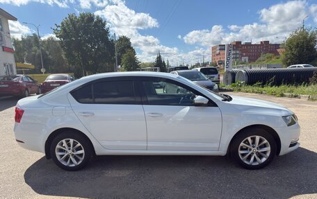 Skoda Octavia, 2018 год, 1 499 000 рублей, 4 фотография