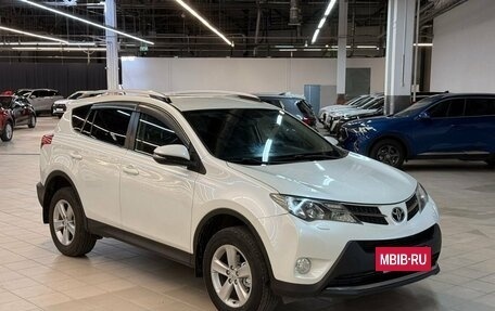 Toyota RAV4, 2014 год, 1 649 000 рублей, 3 фотография