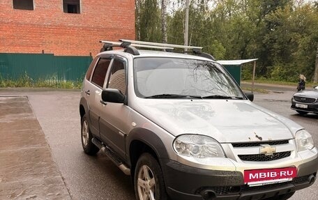 Chevrolet Niva I рестайлинг, 2012 год, 390 000 рублей, 4 фотография