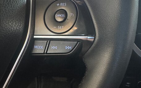 Toyota Camry, 2019 год, 1 550 000 рублей, 8 фотография