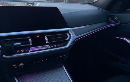 BMW 3 серия, 2019 год, 3 370 000 рублей, 15 фотография