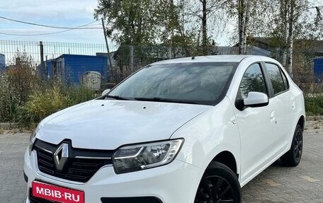 Renault Logan II, 2020 год, 700 000 рублей, 1 фотография