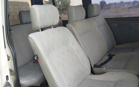 Volkswagen Transporter T4, 2000 год, 670 000 рублей, 2 фотография