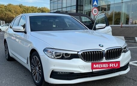 BMW 5 серия, 2019 год, 2 900 000 рублей, 9 фотография