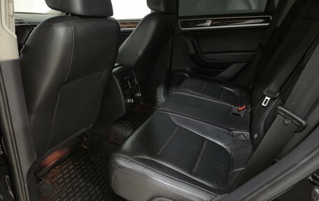 Volkswagen Touareg III, 2011 год, 1 680 000 рублей, 15 фотография