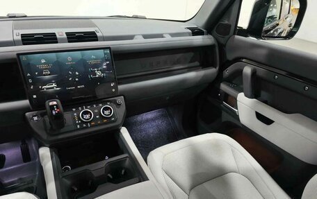Land Rover Defender II, 2026 год, 13 990 000 рублей, 17 фотография