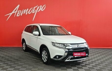 Mitsubishi Outlander III рестайлинг 3, 2020 год, 2 199 000 рублей, 7 фотография