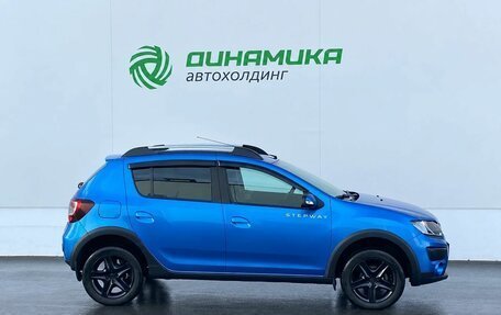 Renault Sandero II рестайлинг, 2016 год, 955 000 рублей, 5 фотография