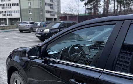 Toyota RAV4, 2017 год, 2 500 000 рублей, 4 фотография