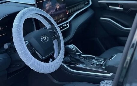 Toyota Highlander, 2026 год, 4 910 010 рублей, 8 фотография