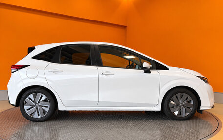 Nissan Note, 2022 год, 1 590 000 рублей, 4 фотография