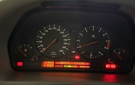BMW M5, 1992 год, 5 067 000 рублей, 9 фотография