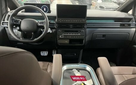 Hyundai Staria, 2026 год, 7 390 000 рублей, 3 фотография