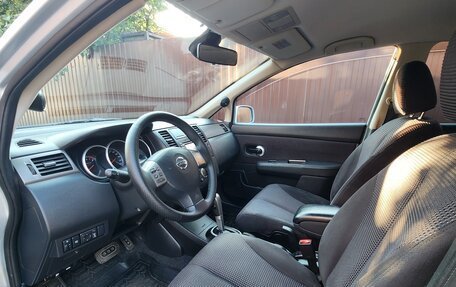 Nissan Tiida, 2011 год, 820 000 рублей, 6 фотография