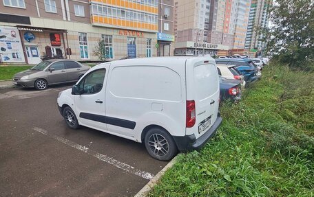 Peugeot Partner II рестайлинг 2, 2011 год, 590 000 рублей, 5 фотография
